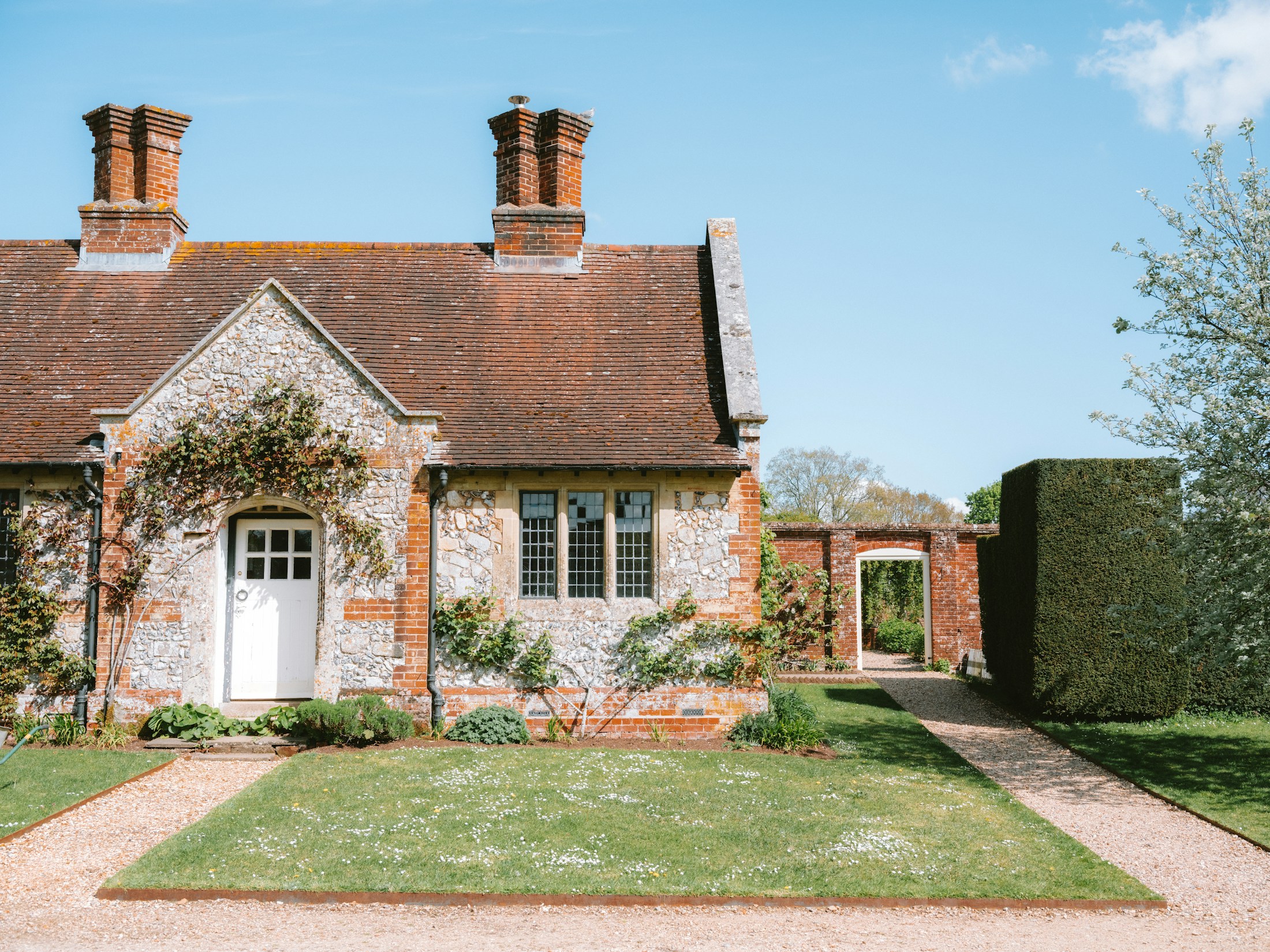Characterful English home surrounded by greenery